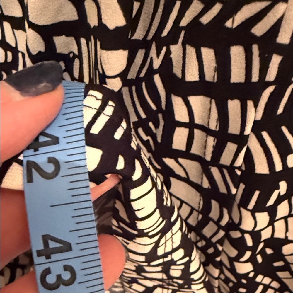 Connected Apparel  Monochrome Mosaic Midi Dress - Picture 6 of 6